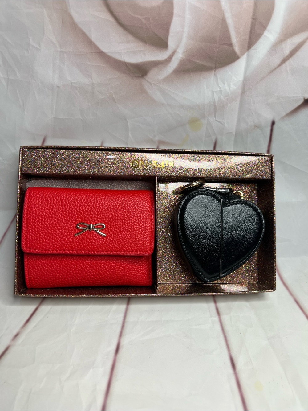 Red Women's Wallet with Black Heart Coin Pouch - Compact Gift Set